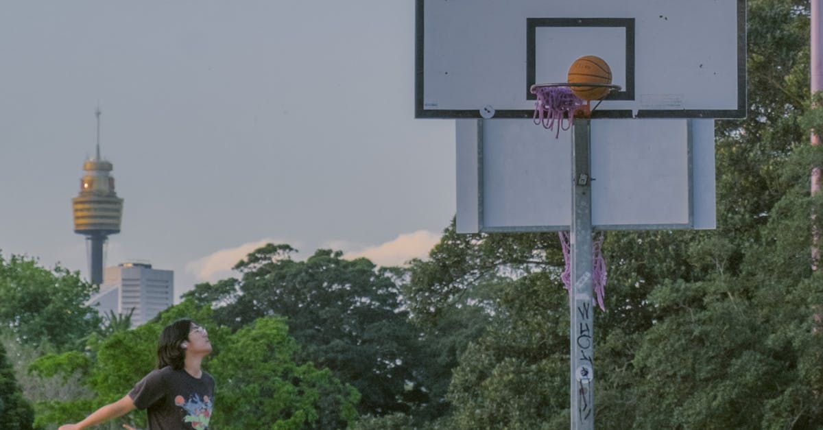 Can a gas engineer fit a gas meter?